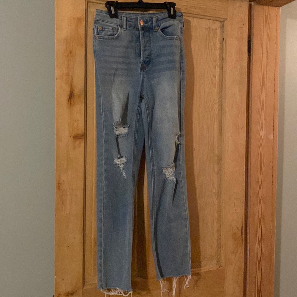 Vanilla star “real cheeky” ripped straight leg jeans size 3